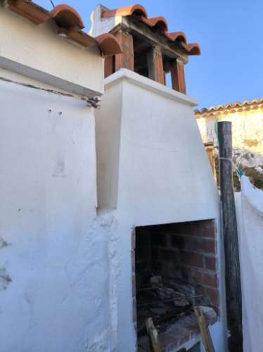 MORADIA TÉRREA - ISOLADA - COM FURO - COM TERRENO DE 600 M2 - CORTE PEQUENA - ODELEITE - CASTRO MARIM