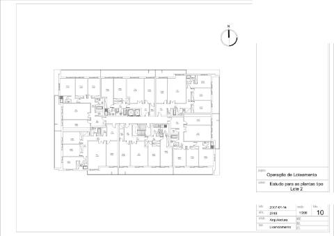 Terreno com projeto para construção de 3 blocos de apartamentos.