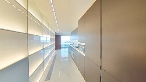 T4 de Luxo - Restelo