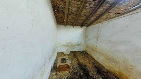 RUÍNA COM TERRENO E VISTA MAR NO MAGOITO EM ODELEITE - CASTRO MARIM