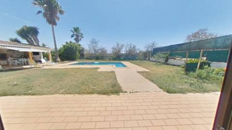 Moradia Típica T3 com piscina.