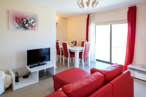 Apartamento T2 disponível para arrendamentos de Inverno localizado em Luz de Tavira.