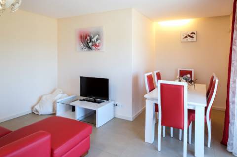 Apartamento T2 disponível para arrendamentos de Inverno localizado em Luz de Tavira.