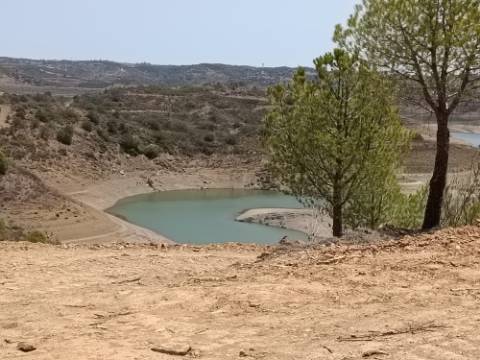 TERRENO RUSTICO COM 6.720 M2 - PRÓXIMO DA BARRAGEM DO BELICHE EM ALCARIAS GRANDES - CASTRO MARIM - ALGARVE