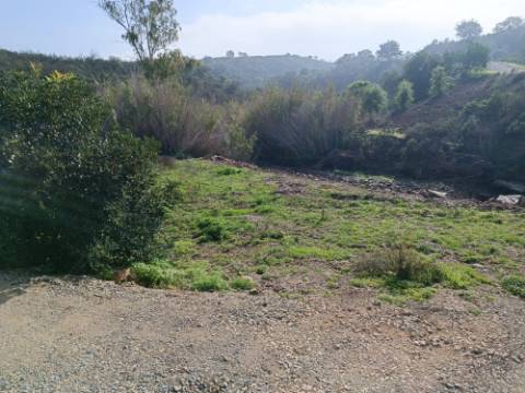 TERRENO RÚSTICO COM 720 M2 - ALCARIAS GRANDES - CASTRO MARIM - ALGARVE