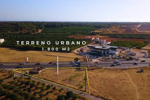Terreno com uma ruina e viabilidade de construção de uma moradia com 300 m2 em São João da Venda, Loulé