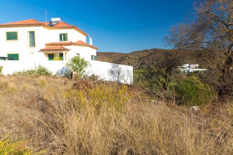 Lote Urbano com Vista Deslumbrante para Venda em Alcoutim.