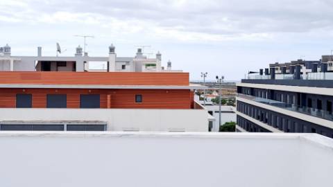 Apartamento T4, top floor, Tavira