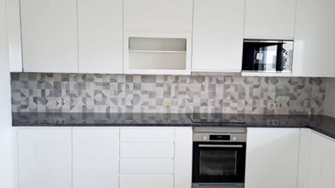 Apartamento T4, top floor, Tavira