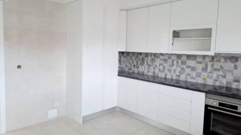 Apartamento T4, top floor, Tavira