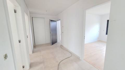 Apartamento T4, top floor, Tavira