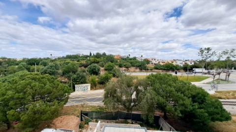 Apartamento T4, top floor, Tavira