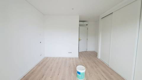 Apartamento T4, top floor, Tavira