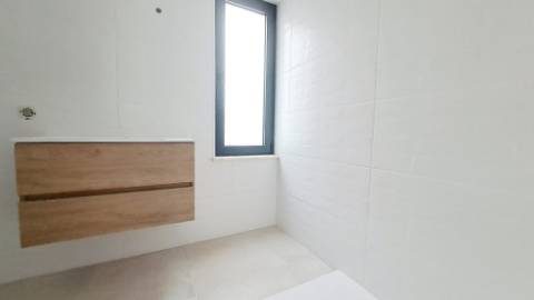 Apartamento T4, top floor, Tavira