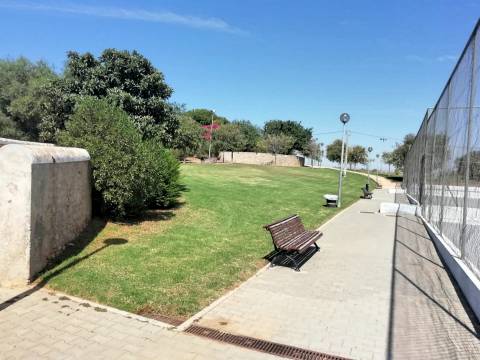 Apartamento T4, top floor, Tavira