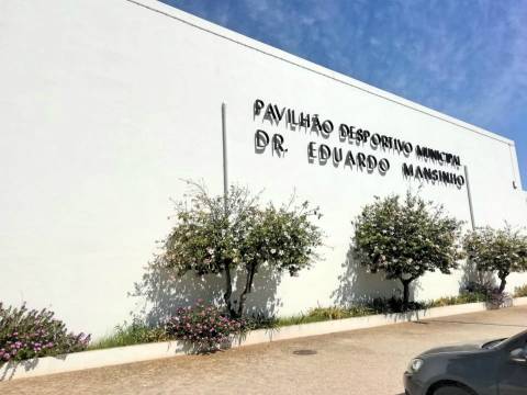 Apartamento T4, top floor, Tavira