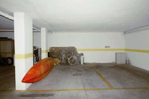 Apartamento T3, com vista mar, em urbanização calma da cidade de Tavira