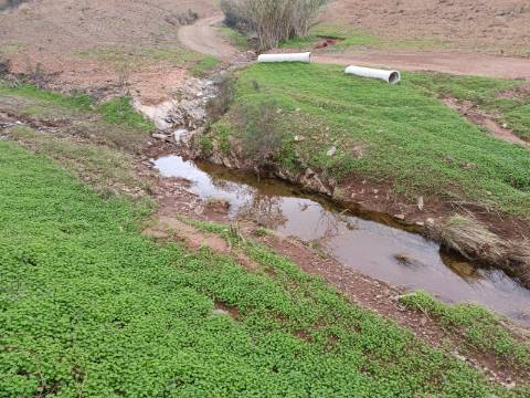 TERRENO COM 35.120 M2 - POÇO - ÁGUA - COM POSSIBILIDADE DE CONSTRUIR UM ARMAZÉM - CORTE DO GAGO - CASTRO MARIM - ALGARVE