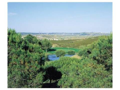 (GOLDEN VISA) Moradia de tipologia V3 de sonho num aldeamento no Campo de Golf de Castro Marim