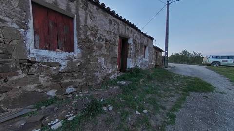 MORADIA T3 - COM SUITE - COM PROJECTO APROVADO - RECONSTRUIR - ALCARIAS GRANDES - CASTRO MARIM - ALGARVE