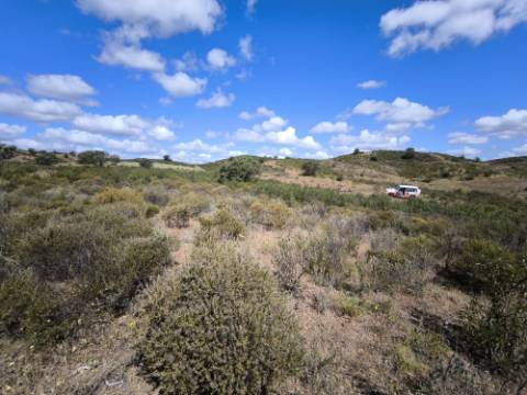 TERRENO RUSTICO COM 18.370 M2 - COM POÇO - VISTA LAGO - BOTELHAS - CASTRO MARIM - ALGARVE