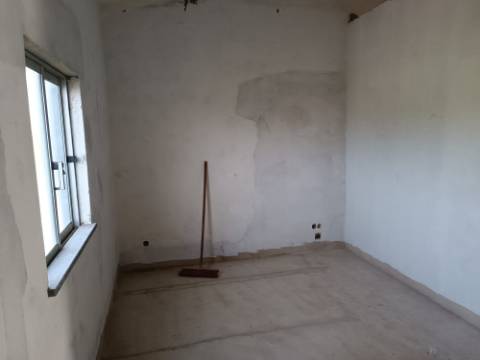 MORADIA TÉRREA - COM TERRENO DE 11.820 M2 - COM POMAR - RIO SECO - CASTRO MARIM - ALGARVE