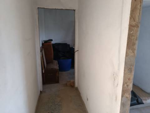 MORADIA TÉRREA - COM TERRENO DE 11.820 M2 - COM POMAR - RIO SECO - CASTRO MARIM - ALGARVE