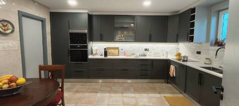 Moradia de Excelência T5 com piscina com vista campo e mar.