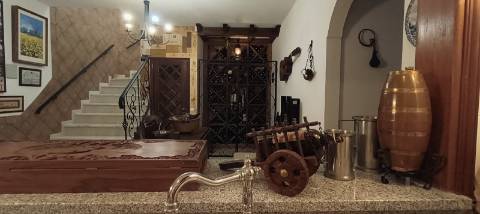 Moradia de Excelência T5 com piscina com vista campo e mar.