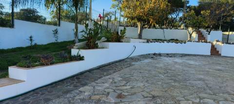 Moradia de Excelência T5 com piscina com vista campo e mar.