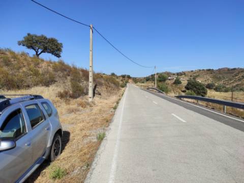 TERRENO COM 31.200 M2 - POSSIBILIDADE DE CONSTRUÇÃO DE ARMAZÉM - APOIO AGRÍCOLA - FERNÃO GIL - ODELEITE - CASTRO MARIM