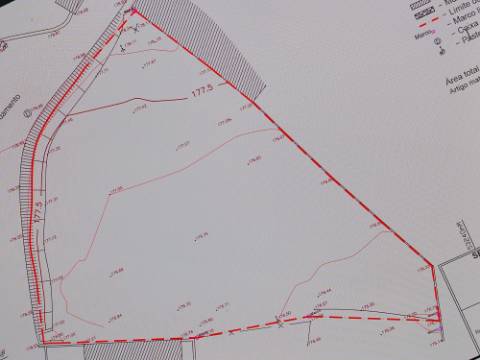 TERRENO URBANO COM 760 M2 - LOTE CONSTRUÇÃO - MORADIA COM GARAGEM E PISCINA - DENTRO DA ALDEIA DO VALE DO PEREIRO EM ODELEITE - CASTRO MARIM - ALGARVE