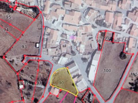 TERRENO URBANO COM 760 M2 - LOTE CONSTRUÇÃO - MORADIA COM GARAGEM E PISCINA - DENTRO DA ALDEIA DO VALE DO PEREIRO EM ODELEITE - CASTRO MARIM - ALGARVE