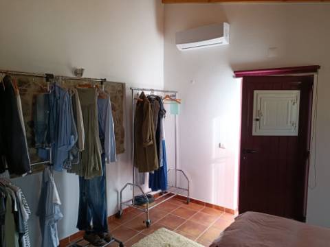 MORADIA ISOLADA T1 COM 263 M2 - COM PATIO - ALCARIAS GRANDES - CASTRO MARIM - ALGARVE