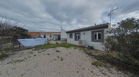MORADIA ISOLADA T1 COM 263 M2 - COM PATIO - ALCARIAS GRANDES - CASTRO MARIM - ALGARVE