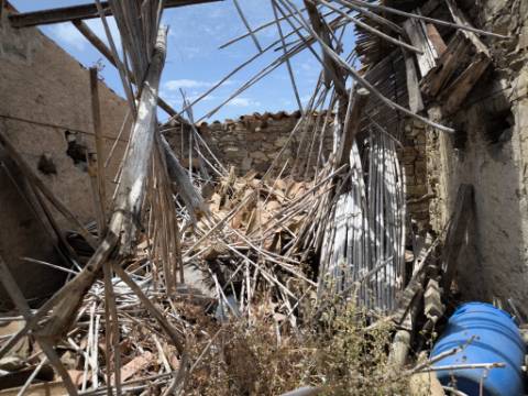 MORADIAS COM TERRENO DE 1.680 M2 - PARA RECONSTRUIR - NA ALDEIA DA SENTINELA EM CASTRO MARIM - ALGARVE