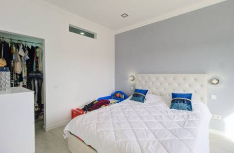 Moradia Remodelada a 7 minutos da Praia do Barril