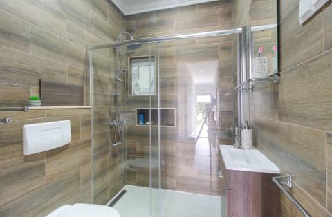 Moradia Remodelada a 7 minutos da Praia do Barril