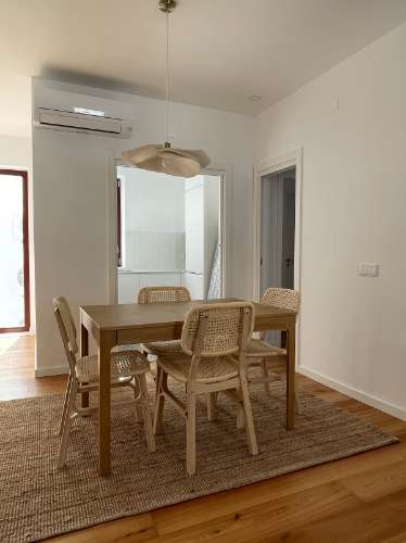 Apartamento T2 Novo, mobilado, anual, no Centro Pombalino de Vila Real de Santo António.