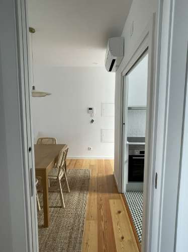 Apartamento T2 Novo, mobilado, anual, no Centro Pombalino de Vila Real de Santo António.
