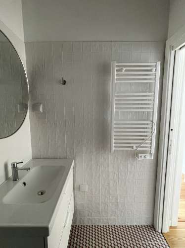 Apartamento T2 Novo, mobilado, anual, no Centro Pombalino de Vila Real de Santo António.