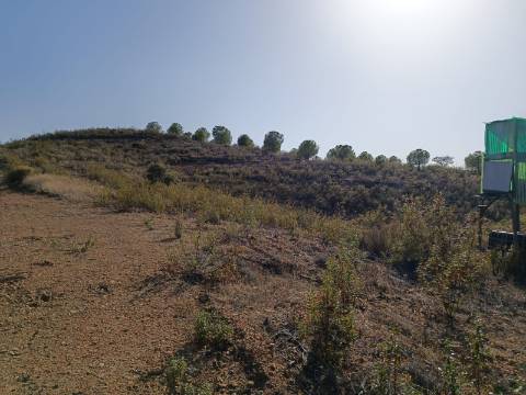 TERRENO RUSTICO COM 21.360 M2 - COM LAGO PRIVADO - VALE DO PEREIRO - CASTRO MARIM - ALGARVE