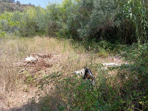 TERRENO COM 1.360 M2 - JUNTO A ALMADA D OURO EM CASTRO MARIM - ALGARVE