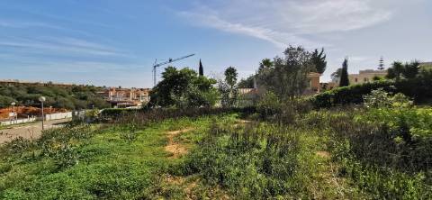 Terreno Urbano para construção de moradia.