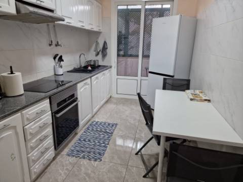 Apartamento T2+1 disponível para arrendamentos de Inverno em Tavira