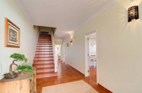 Fantástica moradia T3 com garagem, Piscina e Jardim.