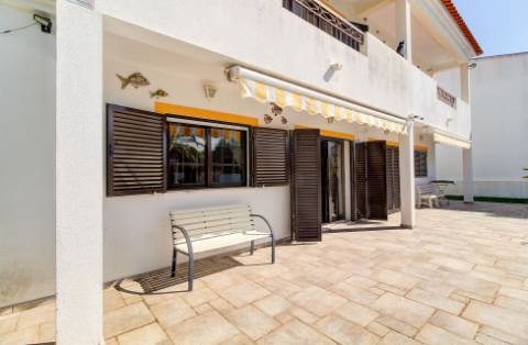 Fantástica moradia T3 com garagem, Piscina e Jardim.