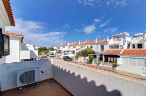 Fantástica moradia T3 com garagem, Piscina e Jardim.