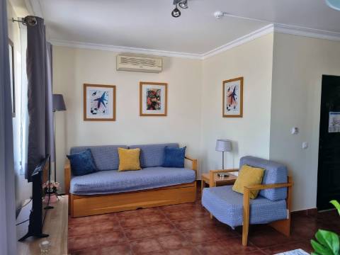 Apartamento em Alagoa Altura para arrendamento de Outubro a Maio