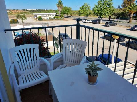 Apartamento em Alagoa Altura para arrendamento de Outubro a Maio